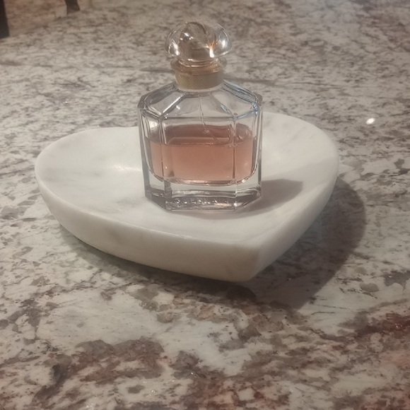 Mon Guerlain perfume - Picture 1 of 2